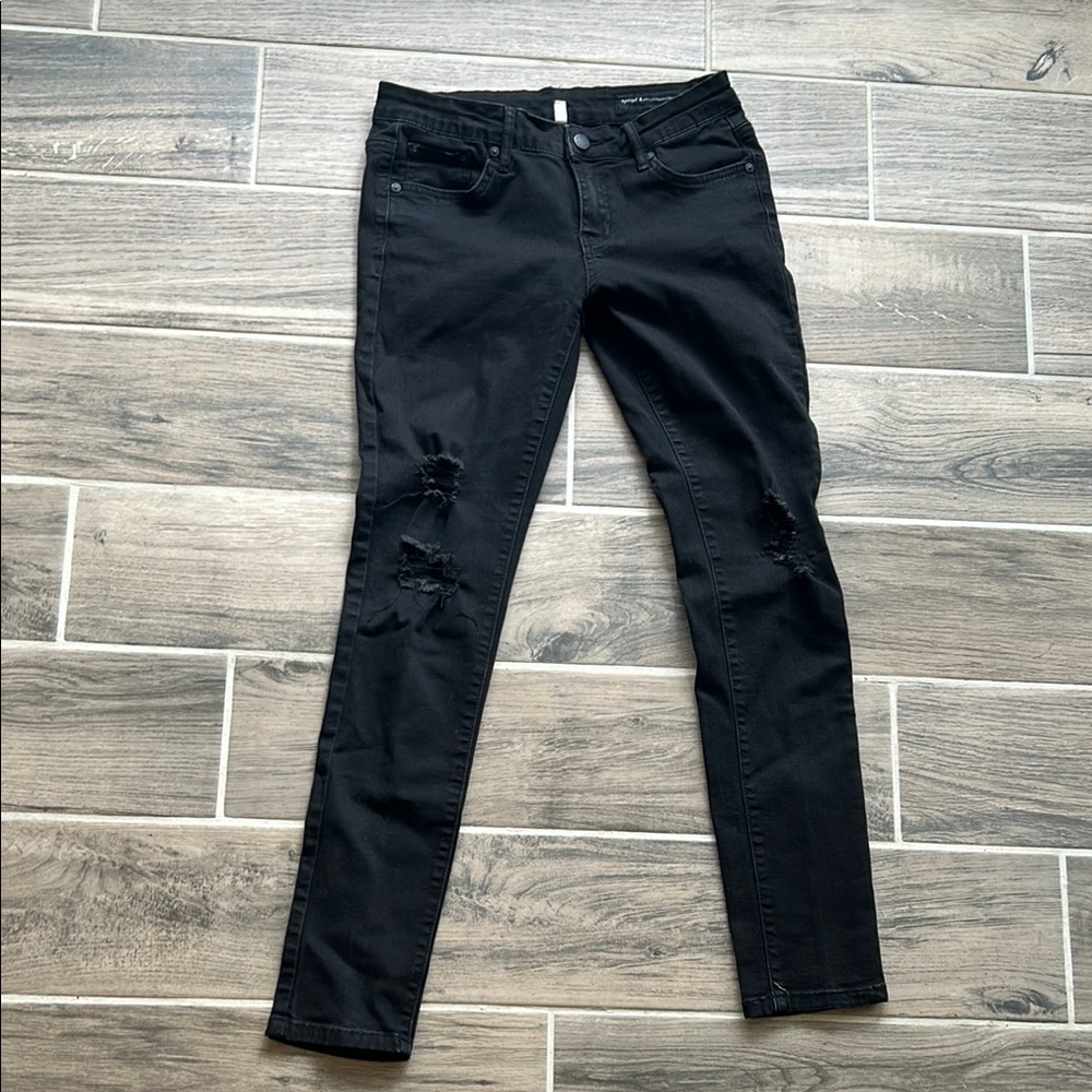 Black Skinny Distressed Jeans
